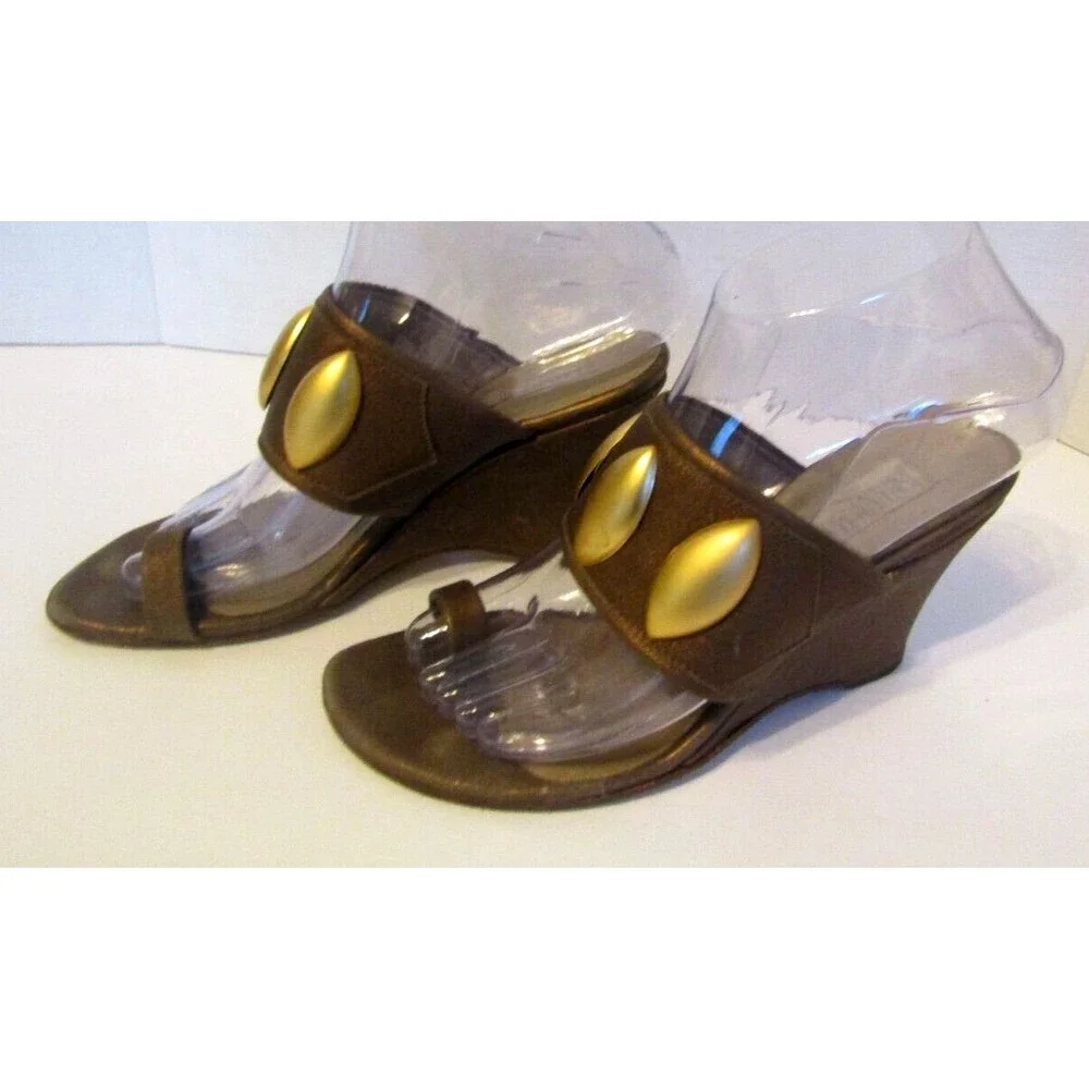 Johnnie Montini additional types sandals